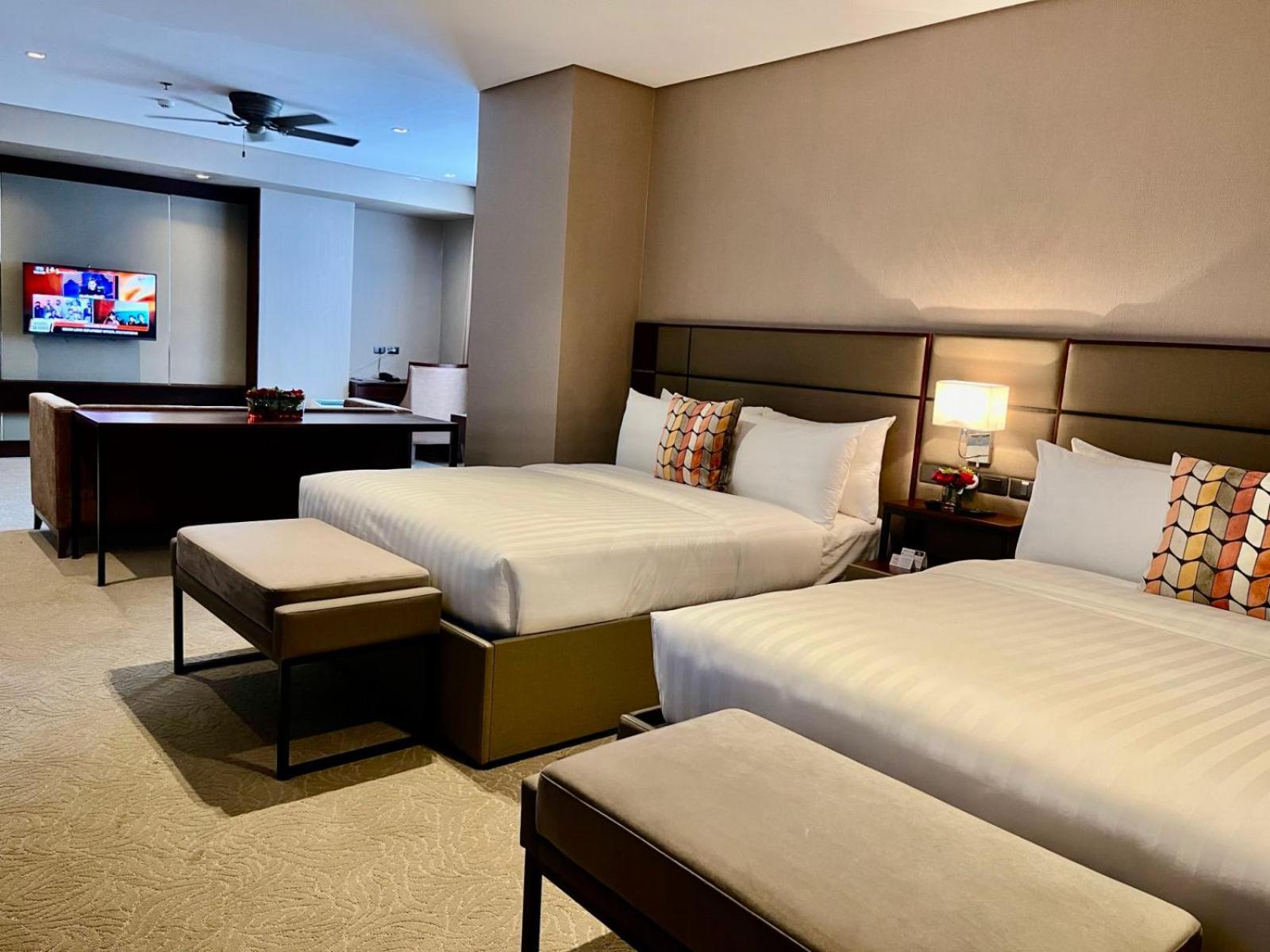 The Plaza Garden Hotel And Residences Baguio City Esterno foto