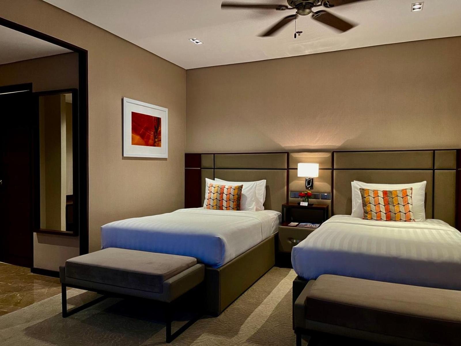 The Plaza Garden Hotel And Residences Baguio City Esterno foto